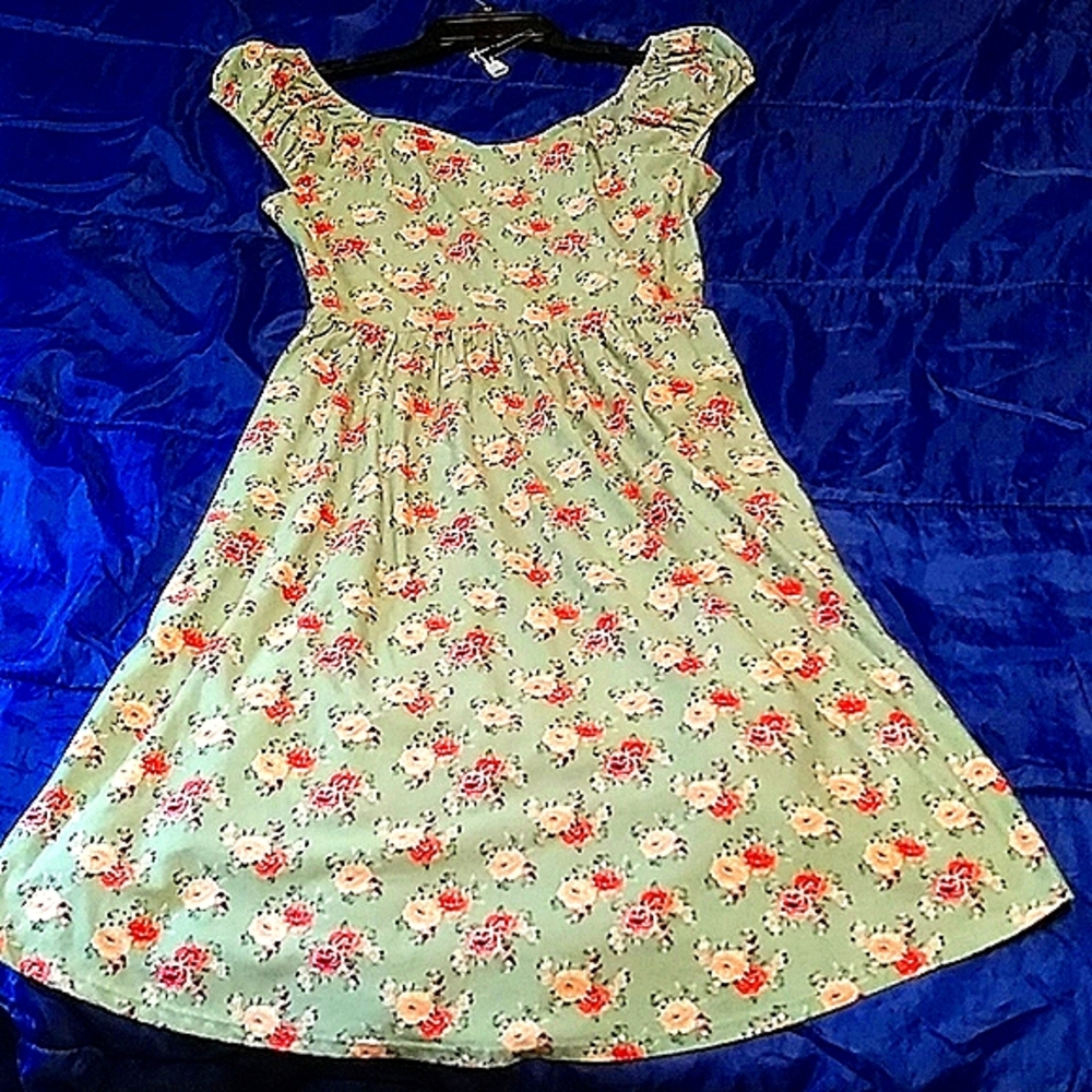 🦊3/$15🐿 - Picture 3 of 3